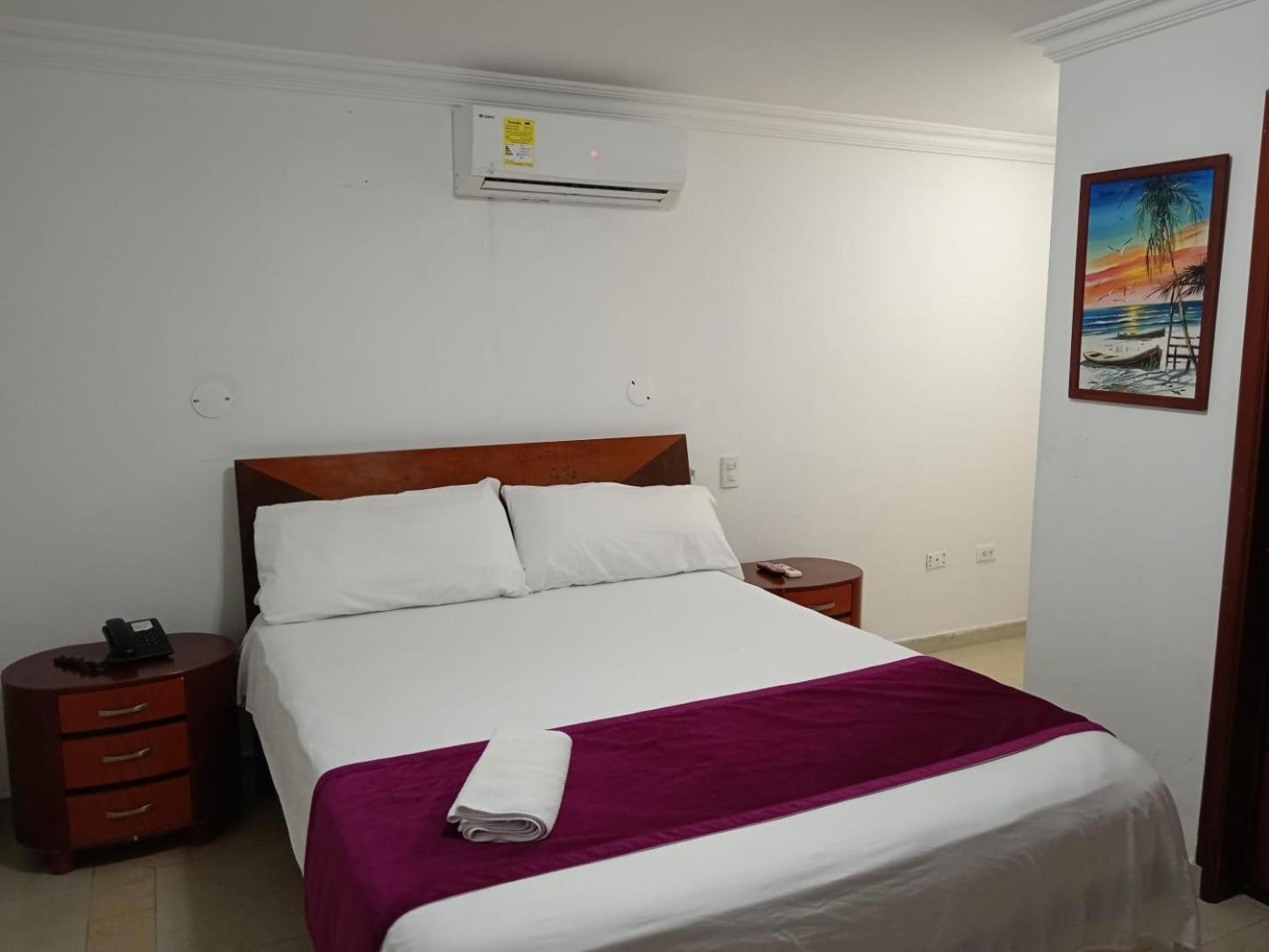 Hotel Charthon Barranquilla Барранкілья Екстер'єр фото